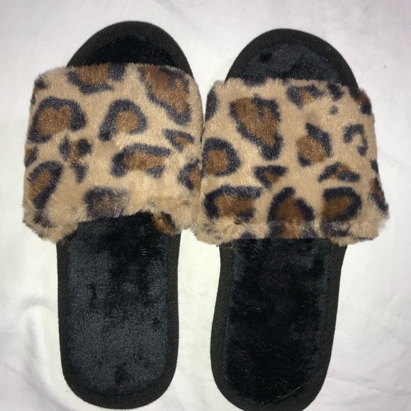 Slippers Leopard Print - Picture 1 of 3
